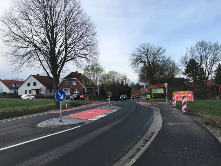 Aufnahme einer Stra&szlig;enansicht mit Vorrichtung speziell f&uuml;r Radfahrende